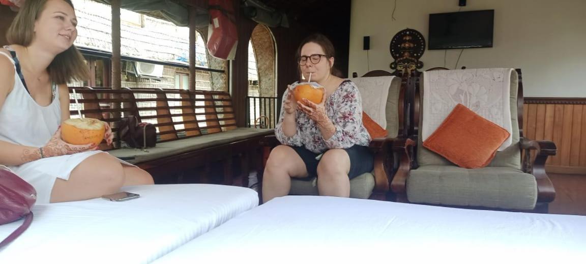 Отель Kalappura Houseboats & Tours Alappuzha Экстерьер фото