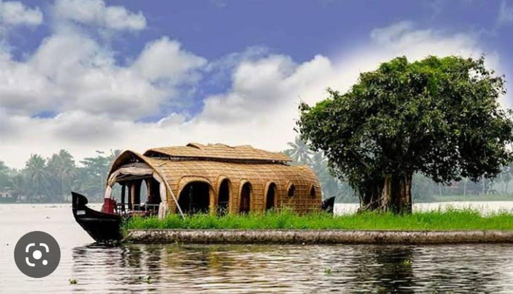Отель Kalappura Houseboats & Tours Alappuzha Экстерьер фото