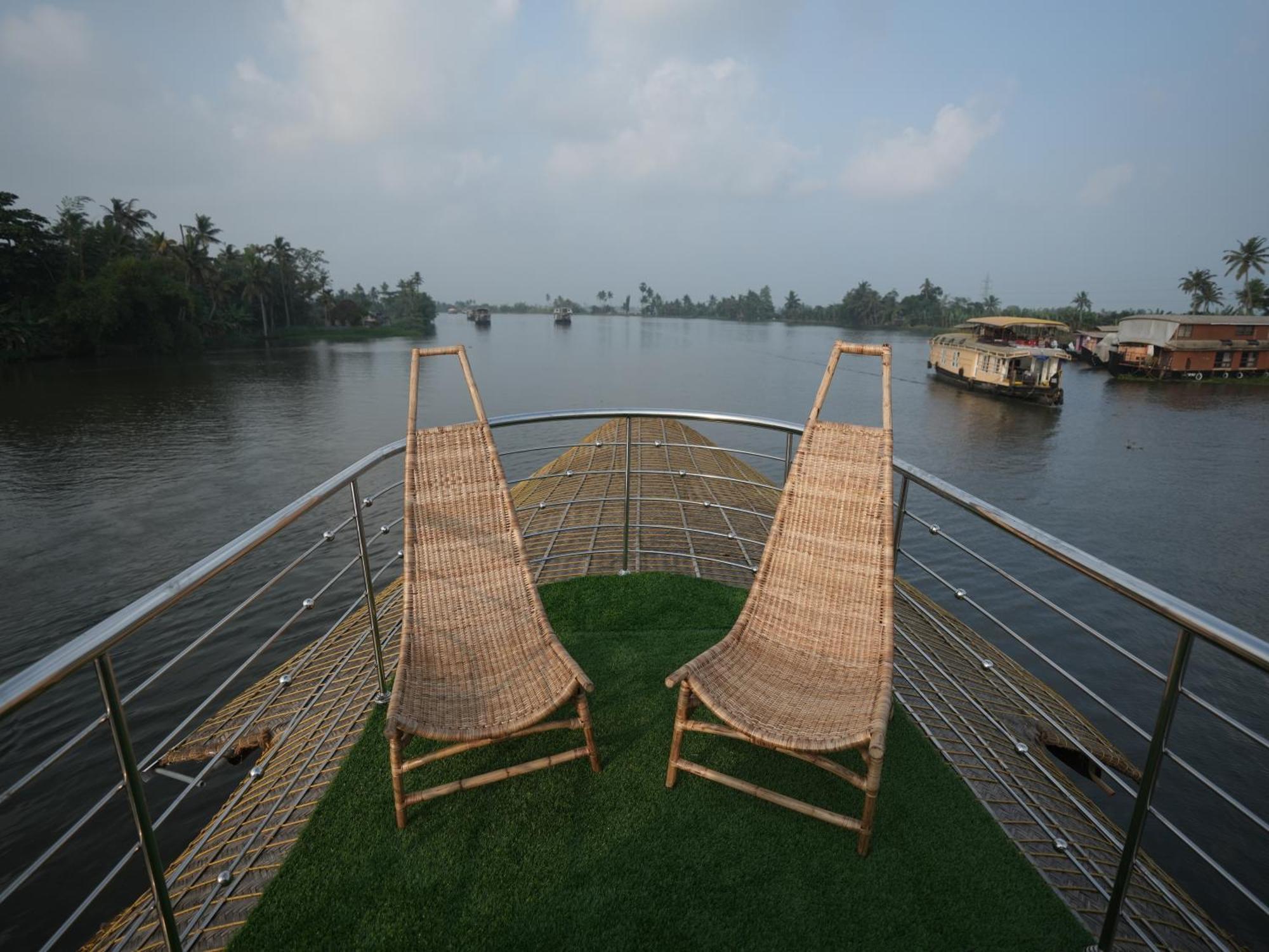 Отель Kalappura Houseboats & Tours Alappuzha Экстерьер фото